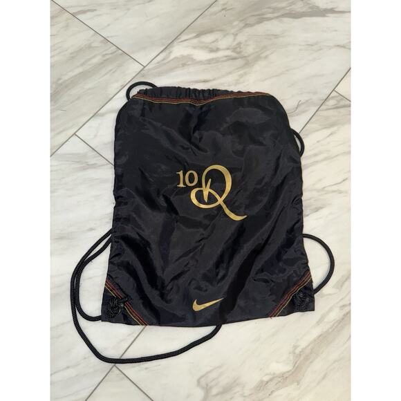 Vintage Nike Black And Gold Swoosh Draw String Y2k Bag Workout Sack Pouch - Picture 3 of 4